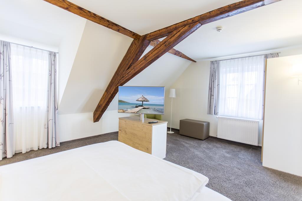Hotel Jaegerhaus In Esslingen Esslingen am Neckar Luaran gambar